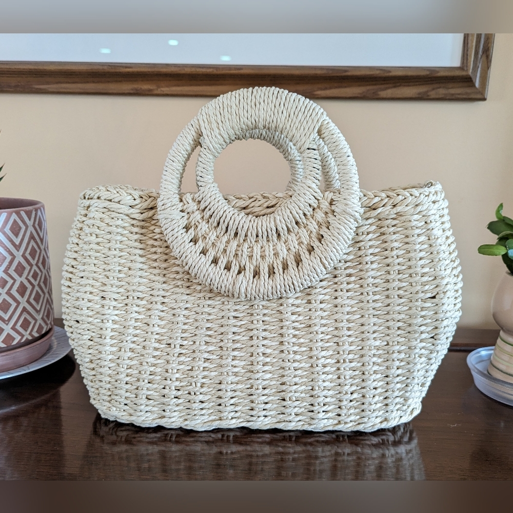 Rattan Summer Purse with Drawstring, NWOT